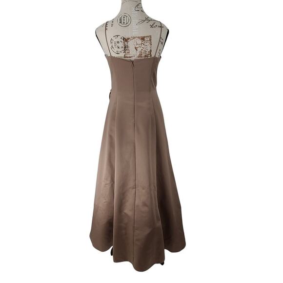 Davids Bridal faux wrap evening gown taupe Size 16 Ball gown wedding prom formal - Picture 2 of 11